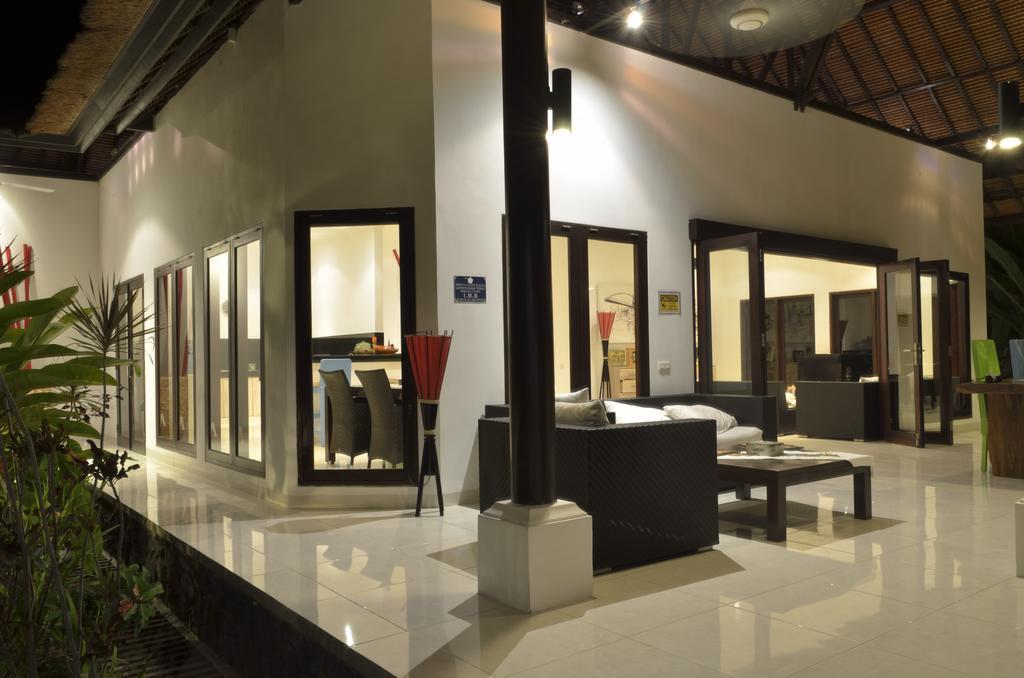 Villa Danison Umeanyar Habitación foto